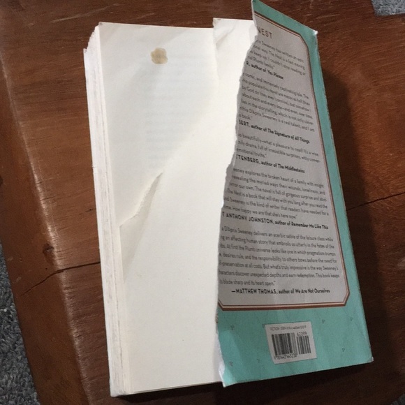 The nest book by Cynthia D’aprix Sweeney novel - Picture 3 of 9